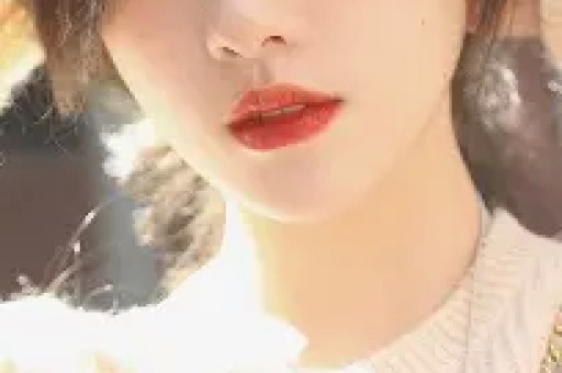 陪玩陪睡算啥？继人体盛宴、舔手指后艺人再曝阴暗面 秦岚被牵